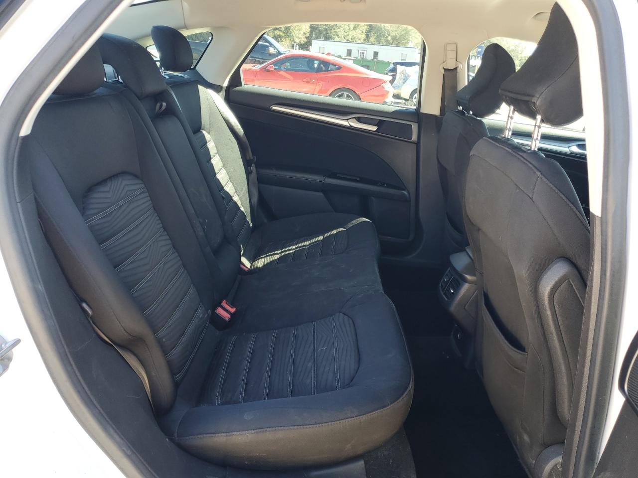 2016 Ford Fusion - Image 11