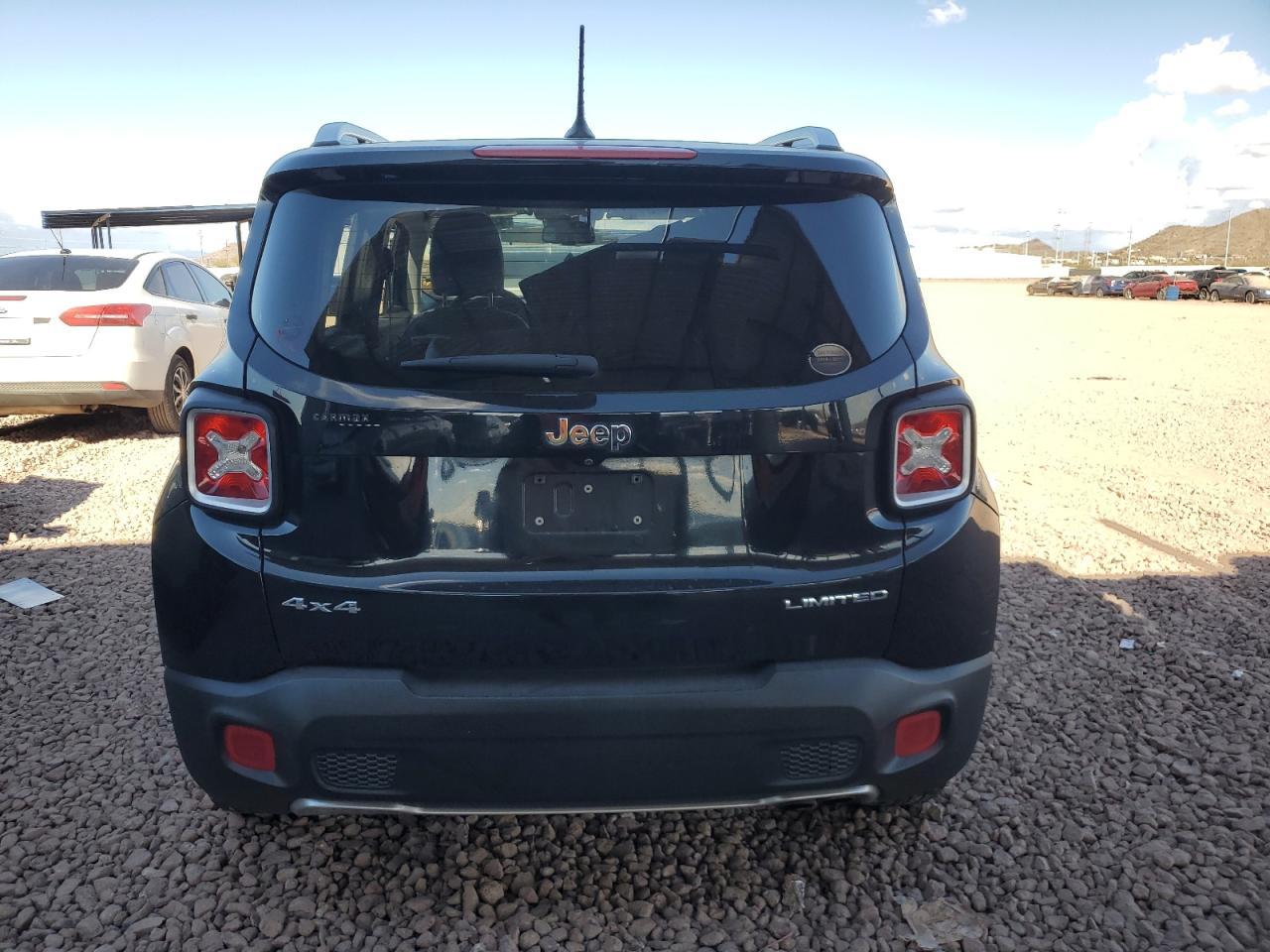 2015 Jeep Renegade - Image 6