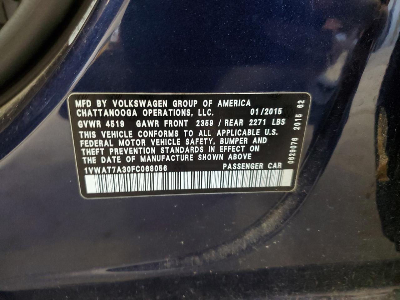2015 Volkswagen Passat - Image 13