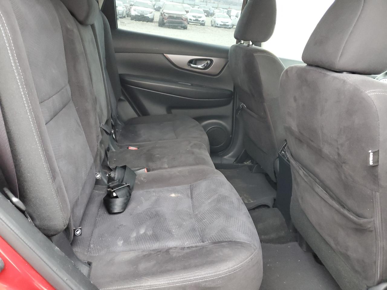 2015 Nissan Rogue - Image 11