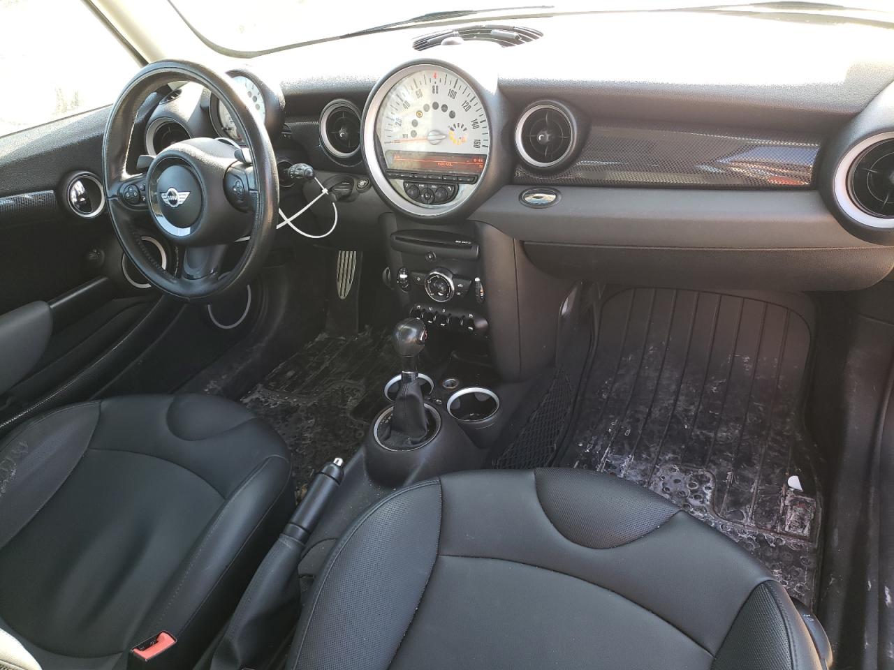 2011 MINI Cooper - Image 8