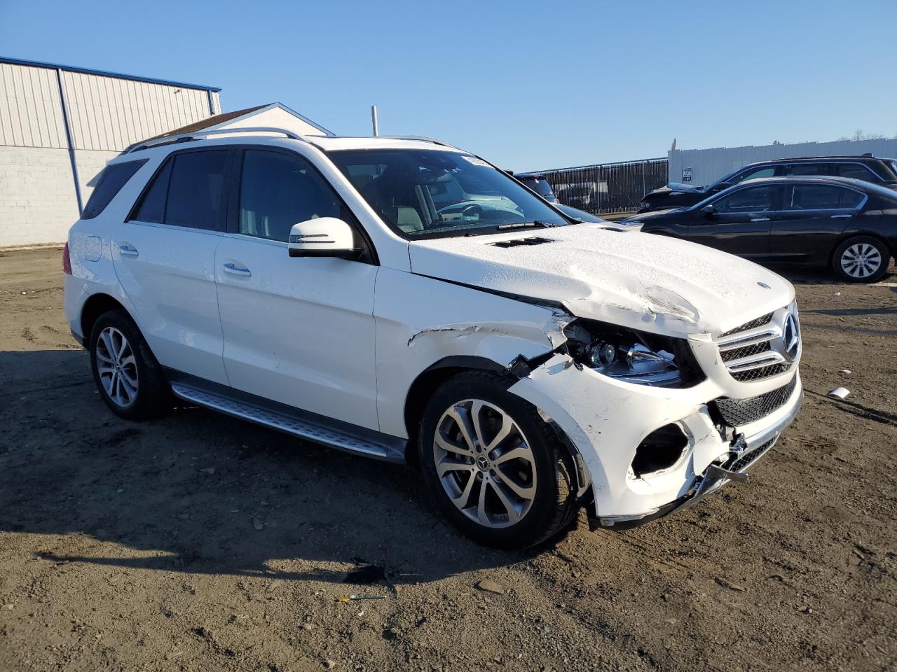 2018 Mercedes-Benz GLE - Image 4