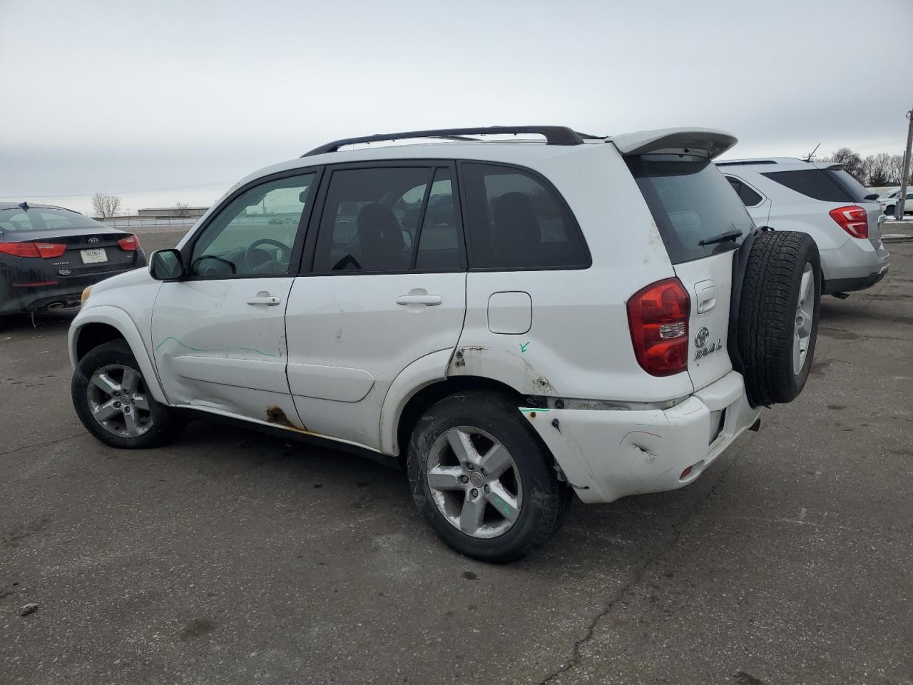 2004 Toyota RAV 4 - Image 2