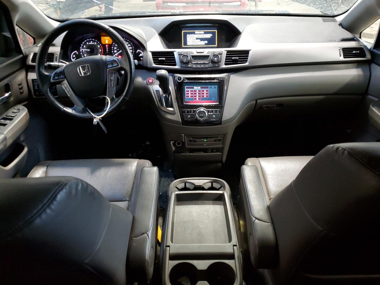 2016 Honda Odyssey - Image 8