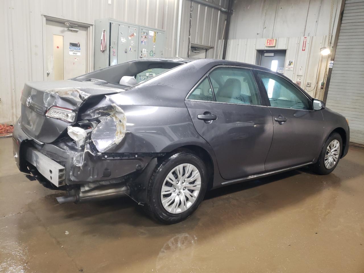 2014 Toyota Camry - Image 3