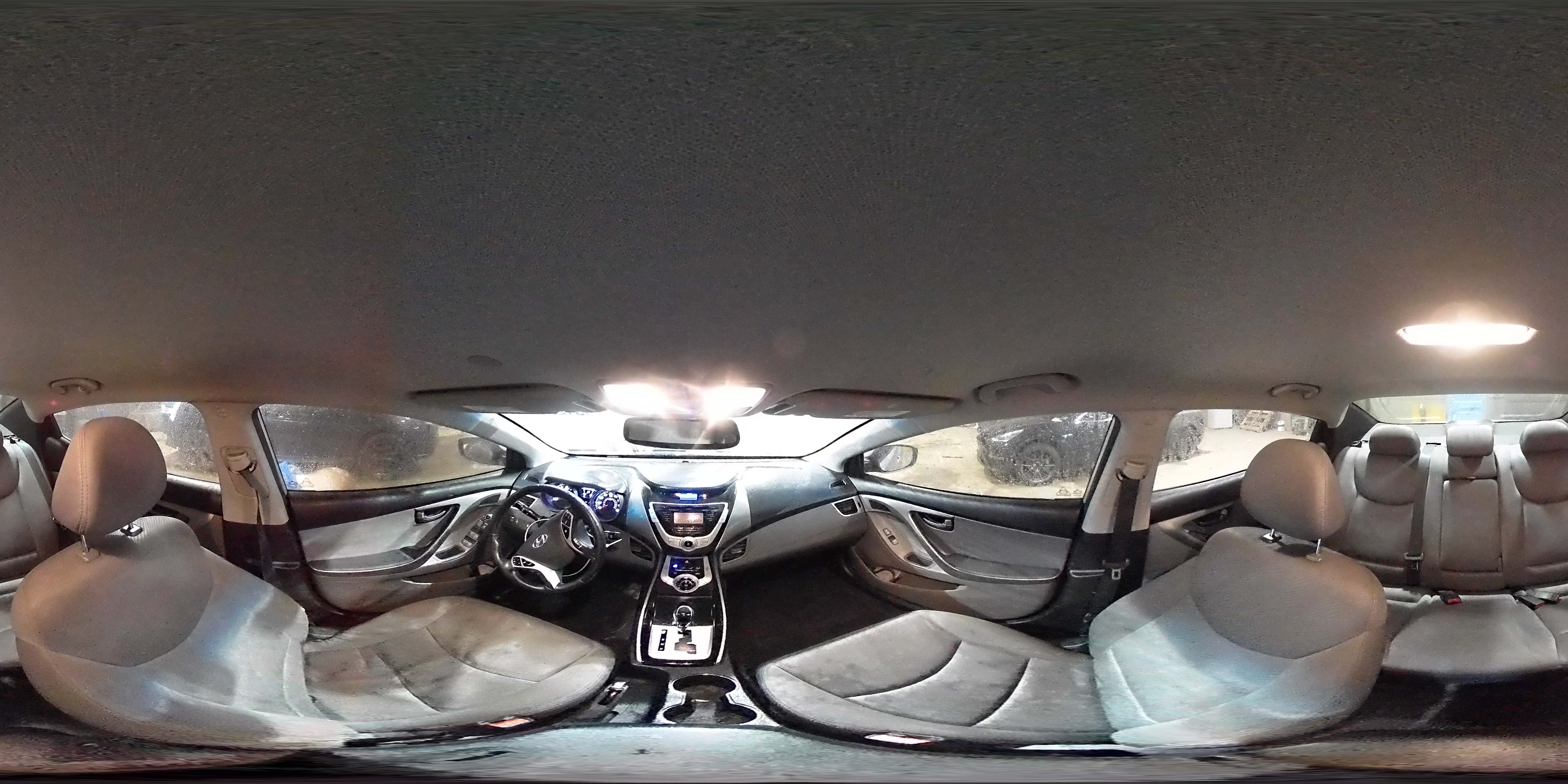 2012 Hyundai Elantra - Image 13
