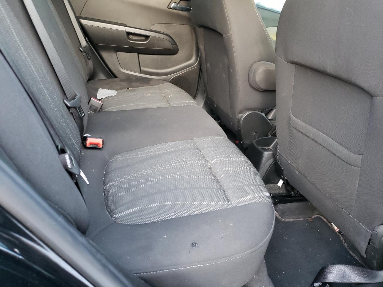 2018 Chevrolet Sonic - Image 10