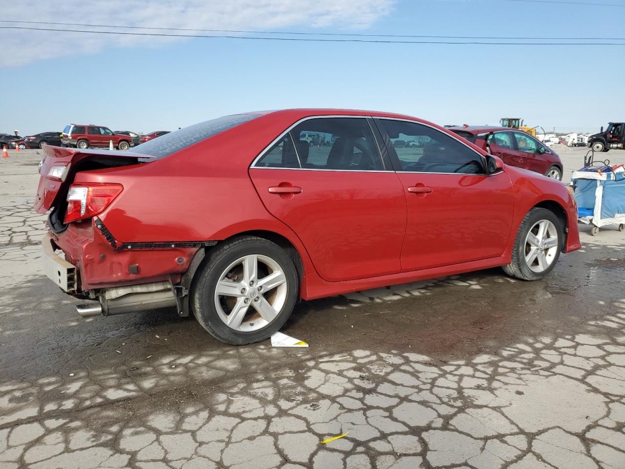 2014 Toyota Camry - Image 3
