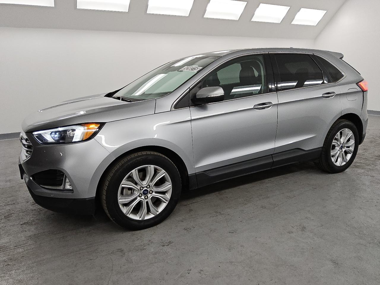 2022 Ford Edge - Image 1