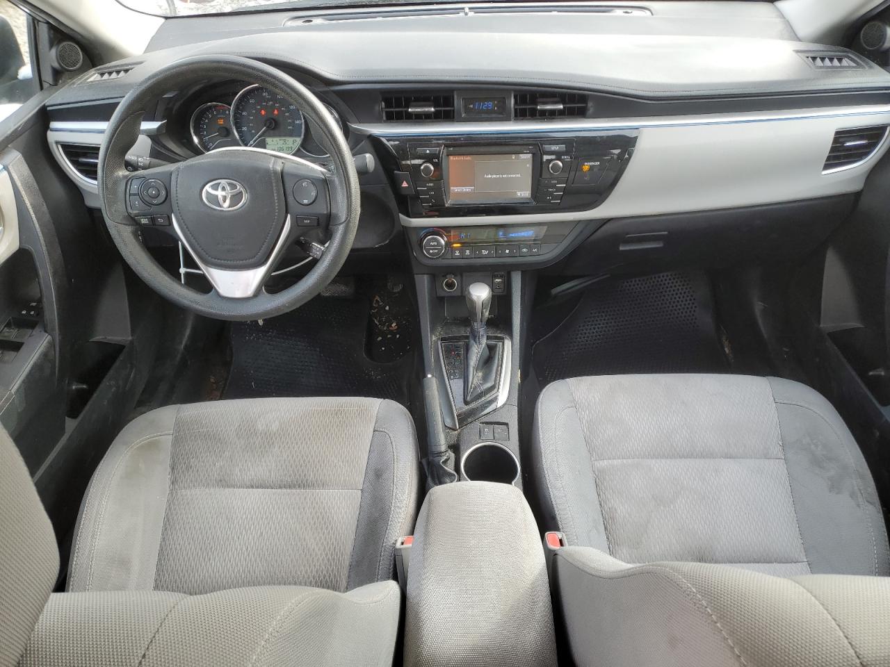 2015 Toyota Corolla - Image 8