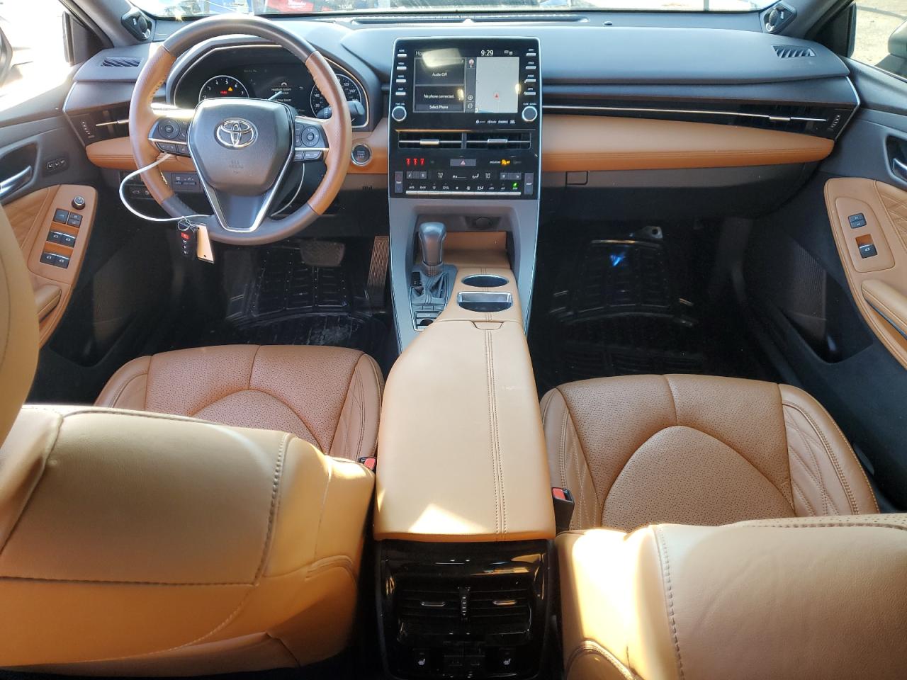 2021 Toyota Avalon - Image 8