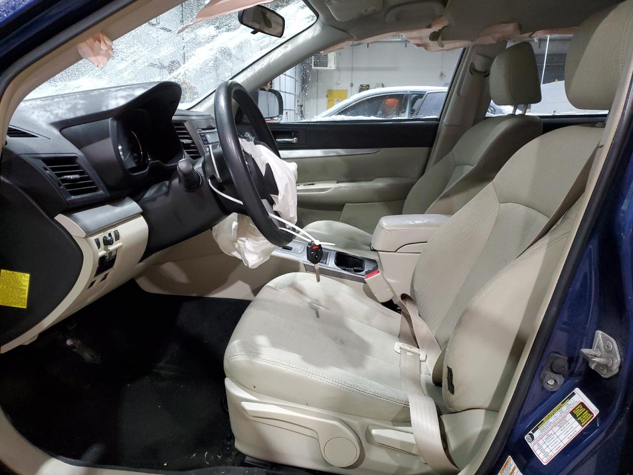 2011 Subaru Outback - Image 7