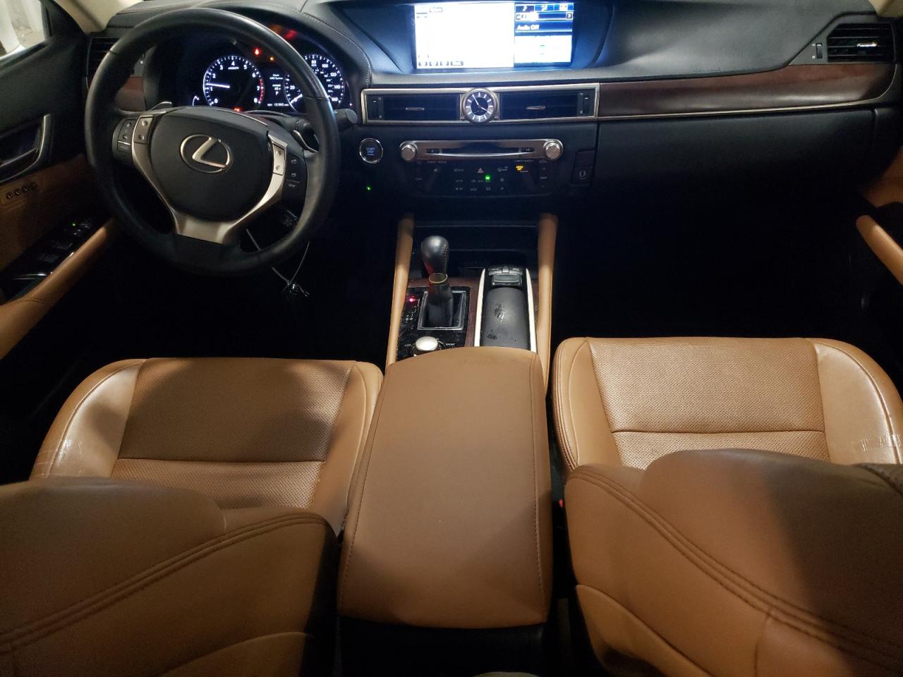 2015 Lexus GS - Image 8