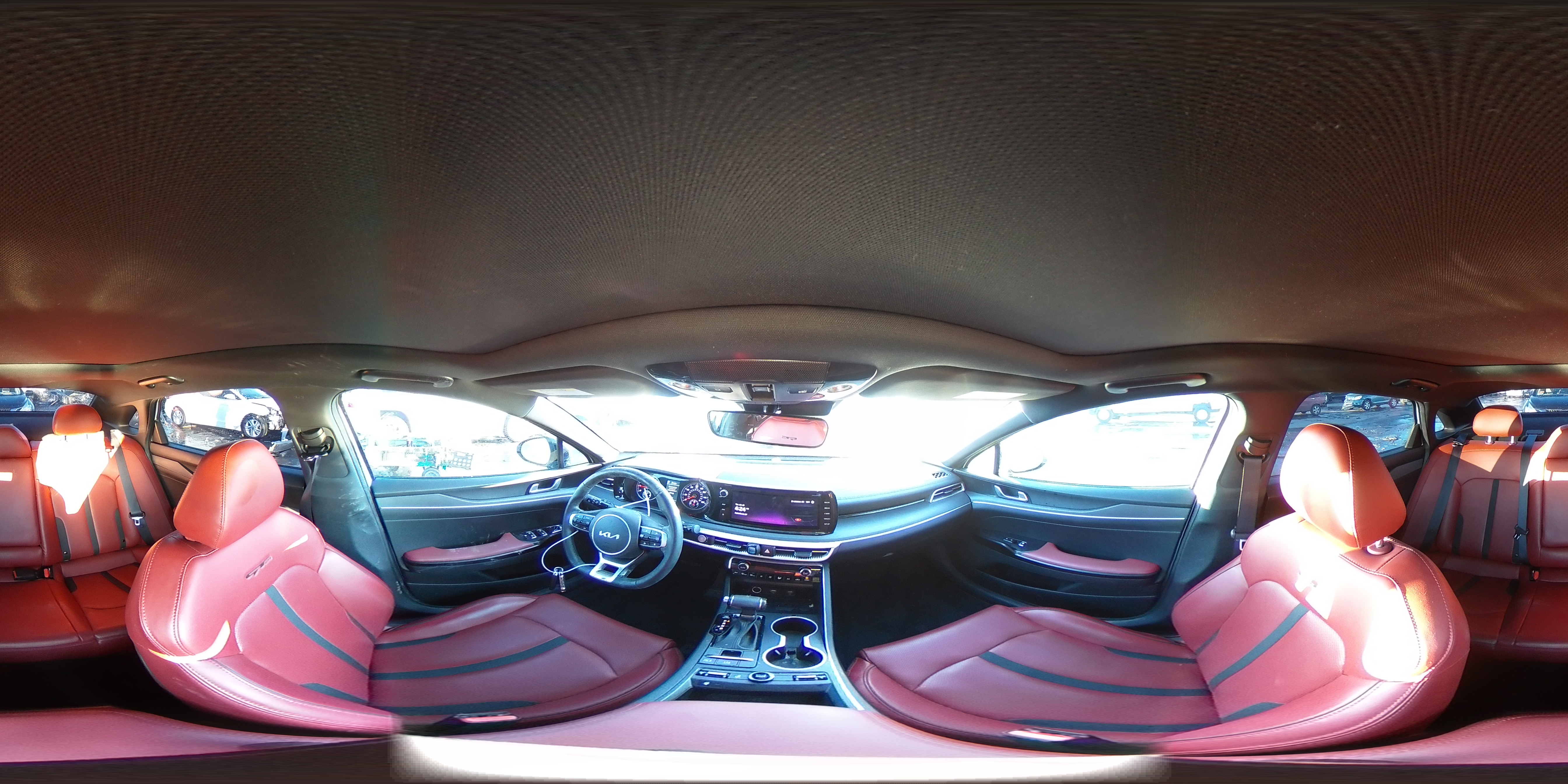 2022 Kia K5 - Image 15