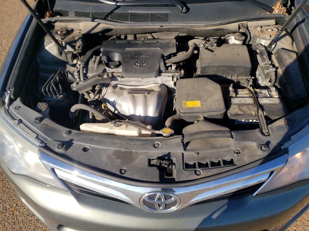 2014 Toyota Camry - Image 12