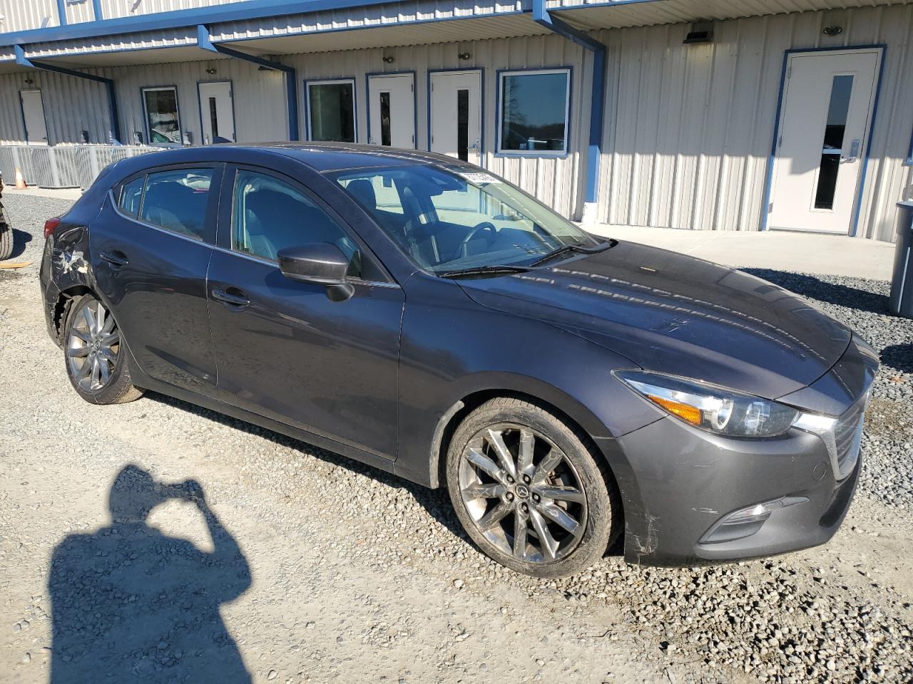 2018 Mazda 3 - Image 4