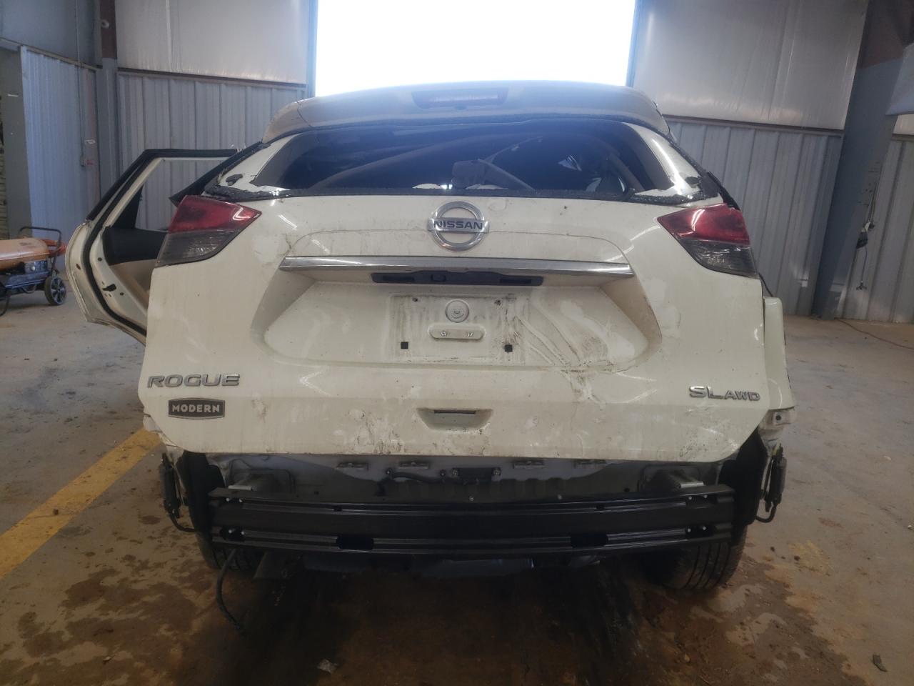 2019 Nissan Rogue - Image 6
