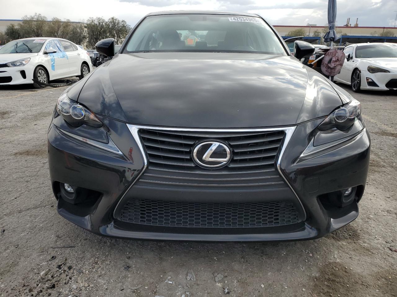 2015 Lexus IS - Image 5