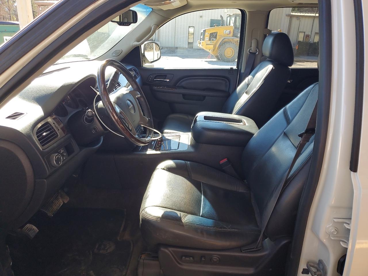 2014 GMC Yukon - Image 7
