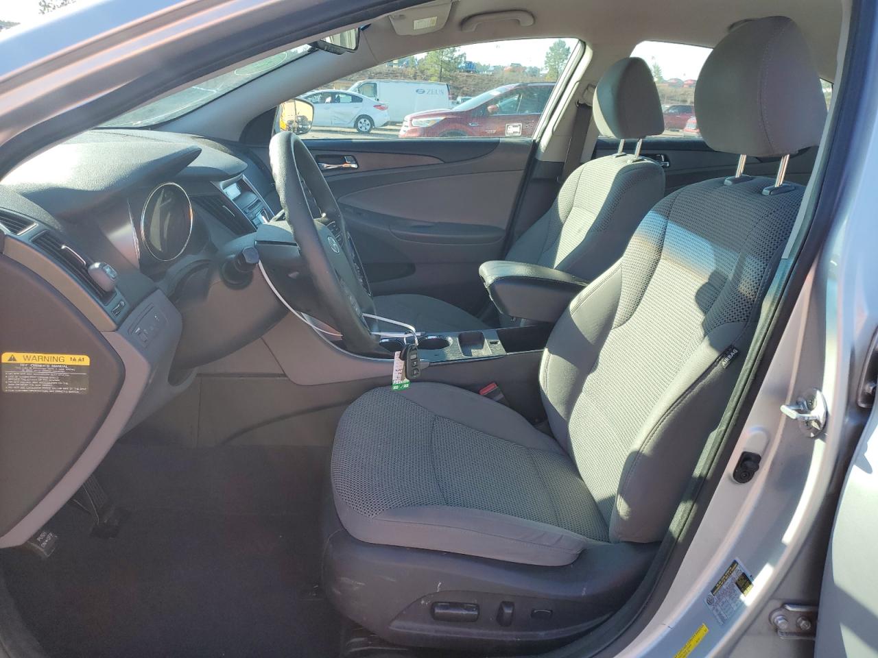 2012 Hyundai Sonata - Image 7