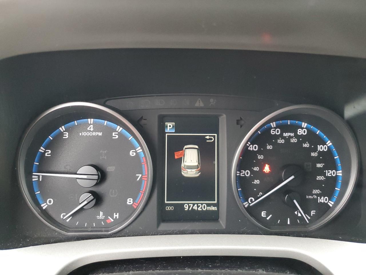 2018 Toyota RAV 4 - Image 9