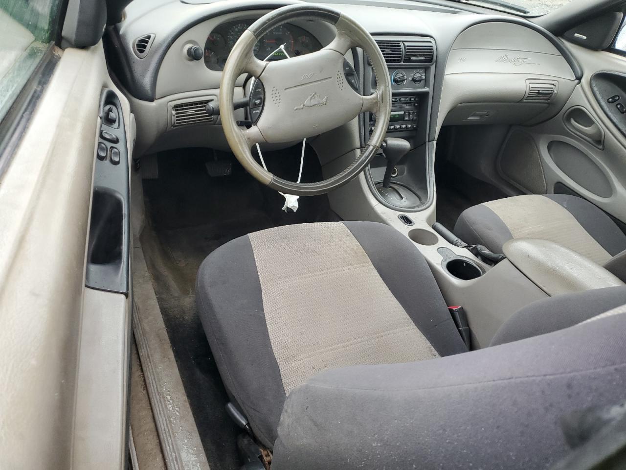 2003 Ford Mustang - Image 8