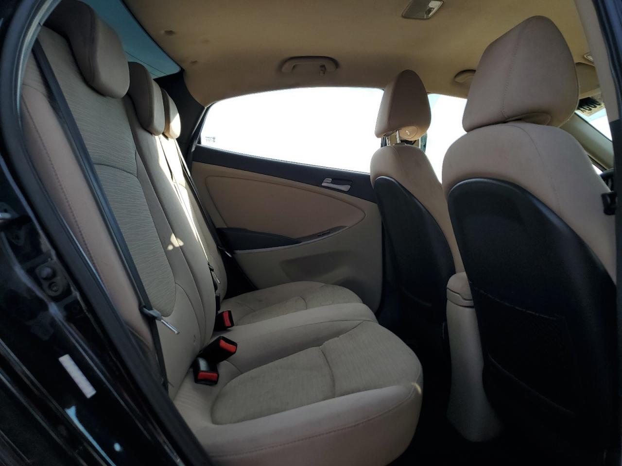 2017 Hyundai Accent - Image 10