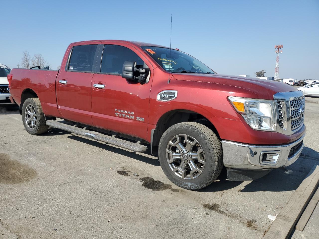 2017 Nissan Titan - Image 4