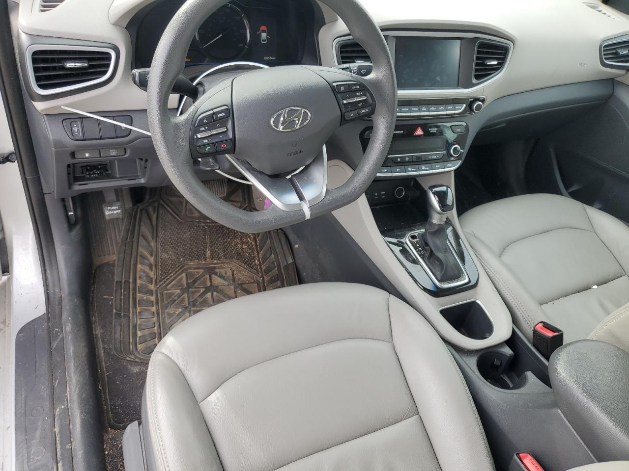 2017 Hyundai IONIQ - Image 8