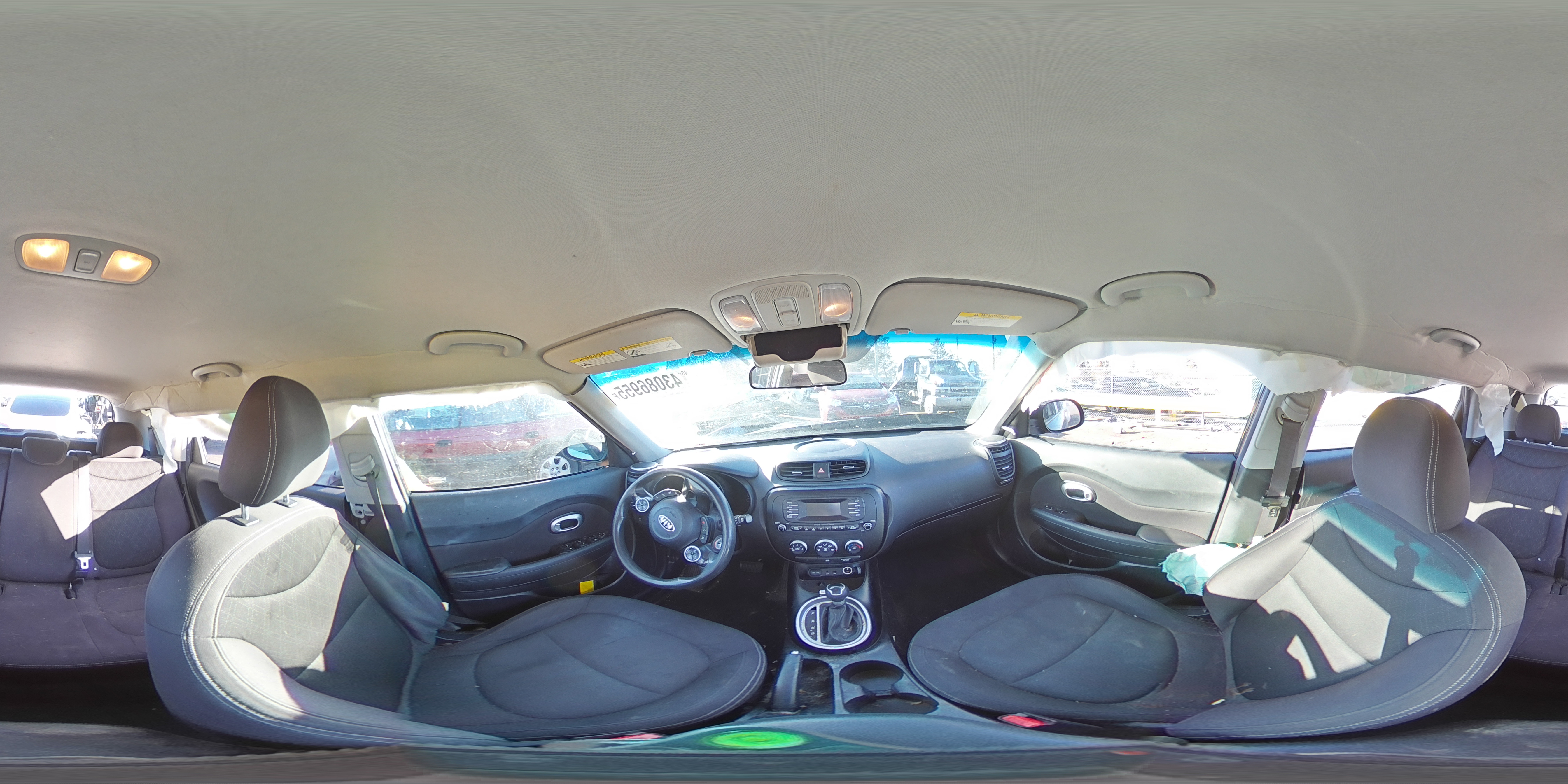 2015 Kia Soul - Image 13