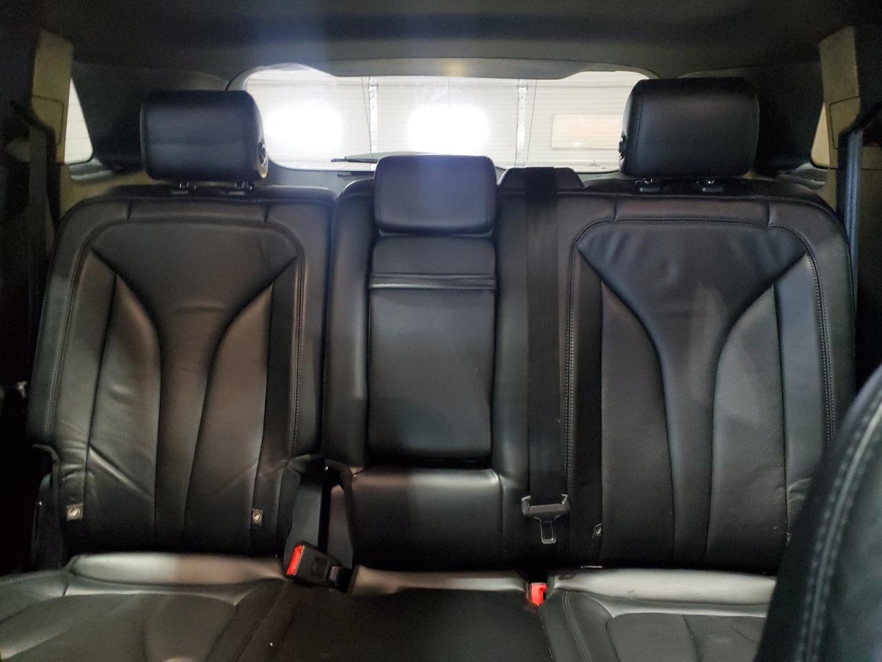 2016 Lincoln MKX - Image 10