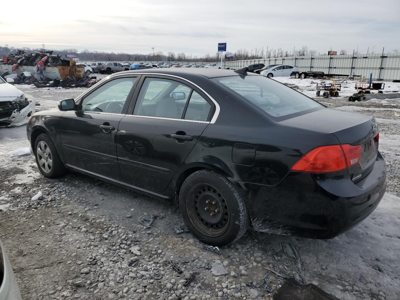 2010 Kia Optima - Image 2