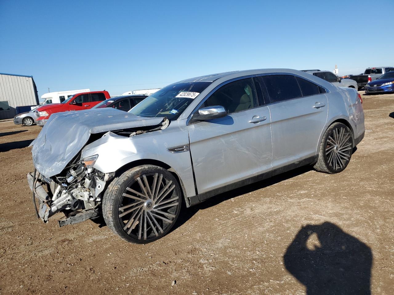 2019 Ford Taurus - Image 1