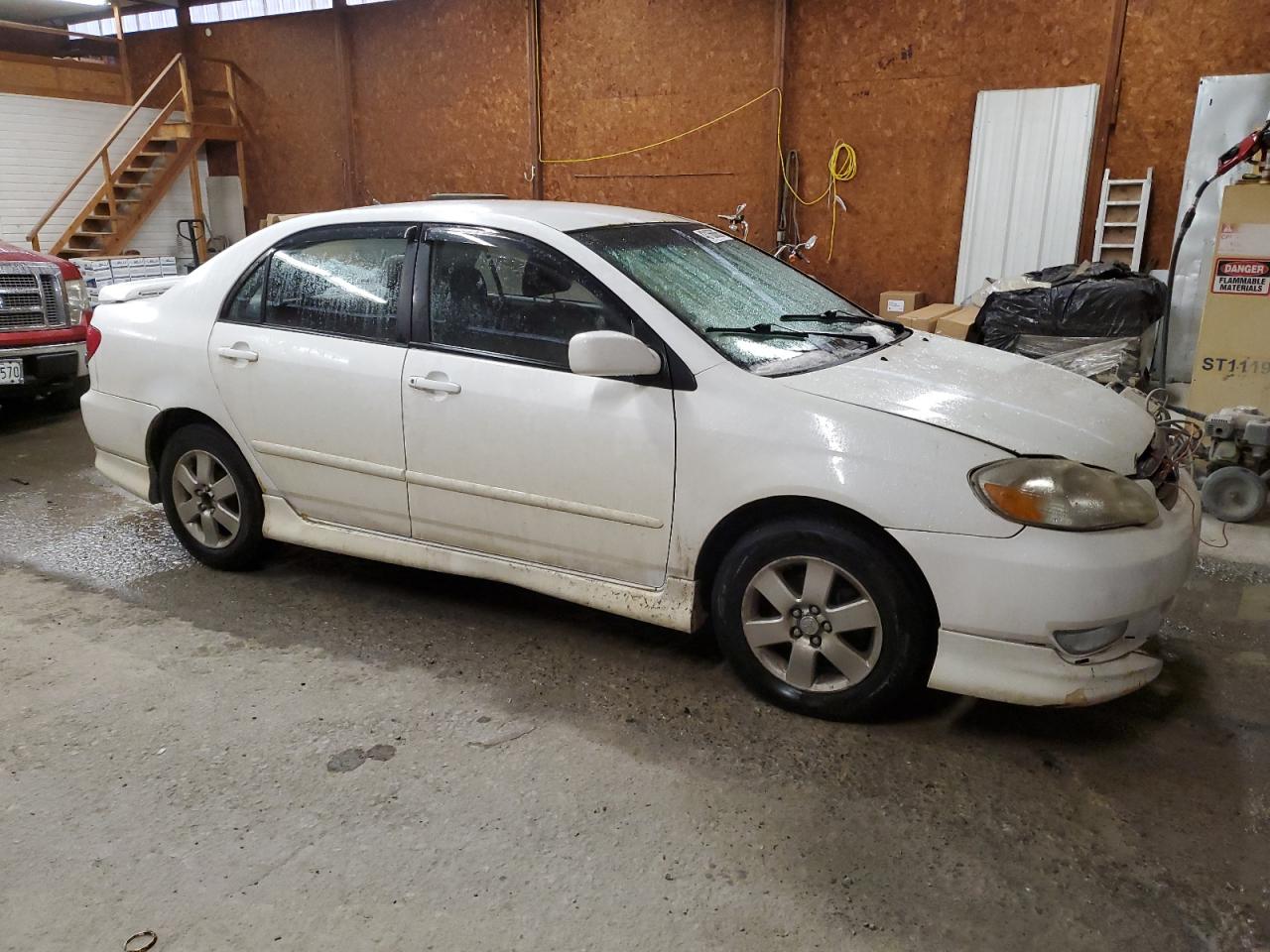 2004 Toyota Corolla - Image 4