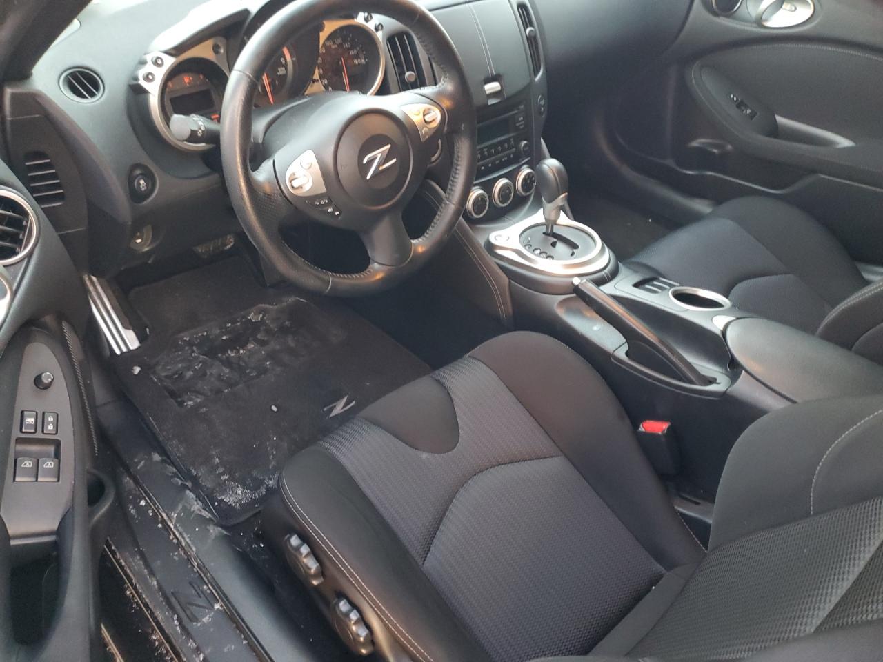 2015 Nissan 370Z - Image 8