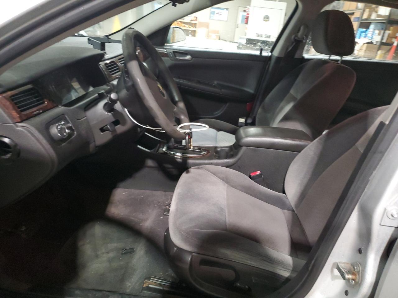 2015 Chevrolet Impala - Image 7