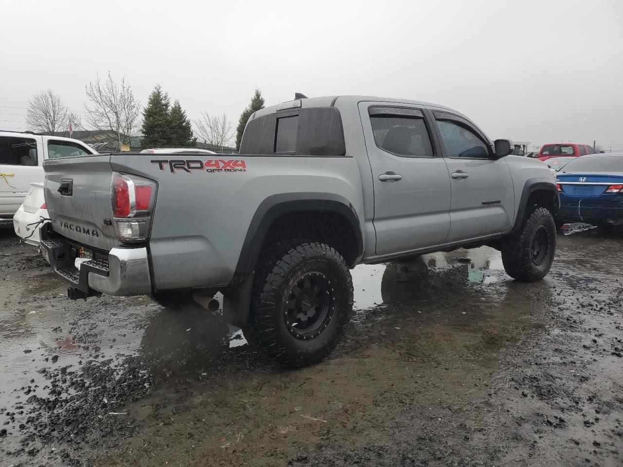 2019 Toyota Tacoma - Image 3