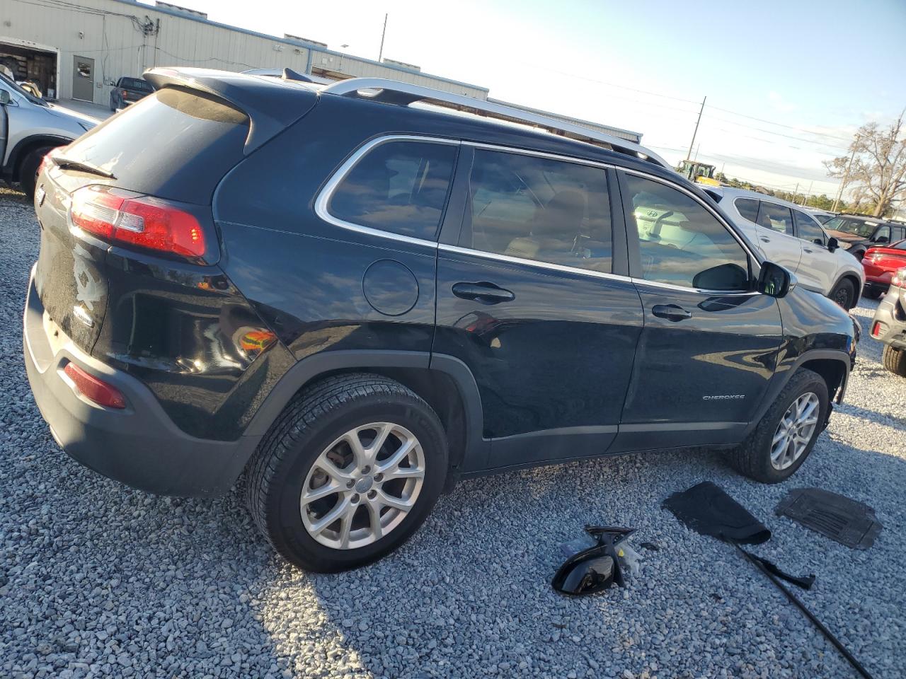 2018 Jeep Grand Cherokee - Image 3