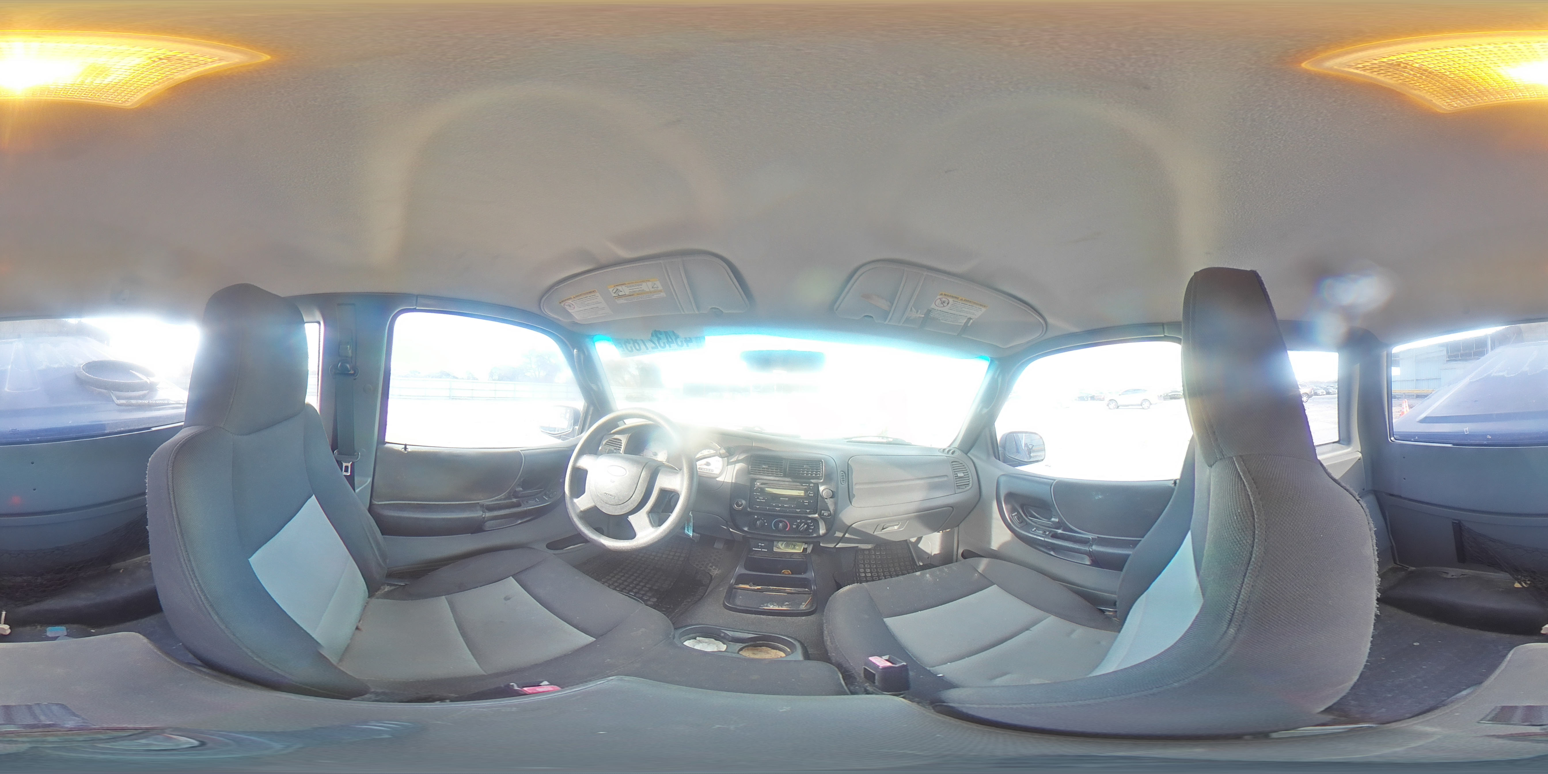 2004 Ford Ranger - Image 13