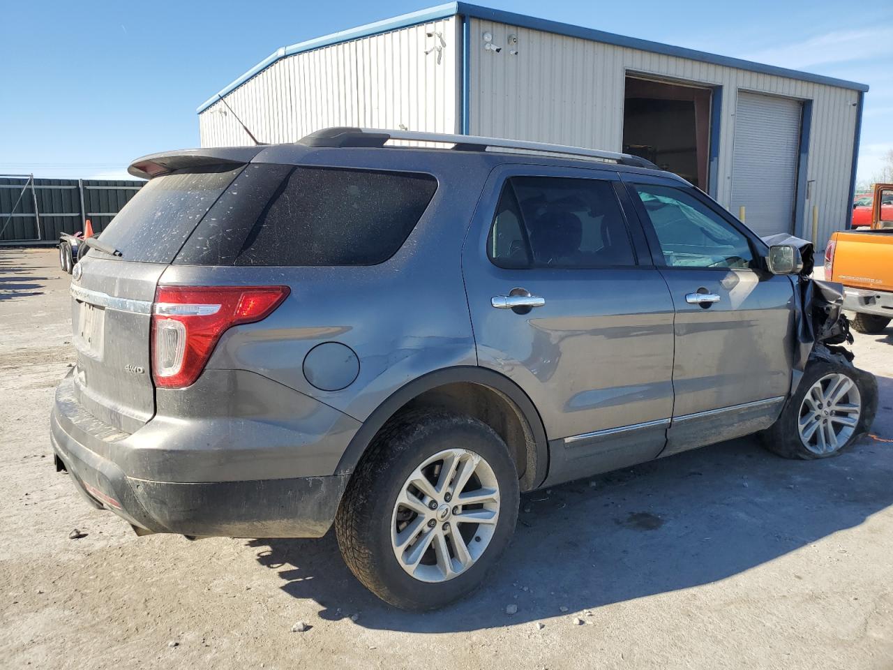 2011 Ford Explorer - Image 3