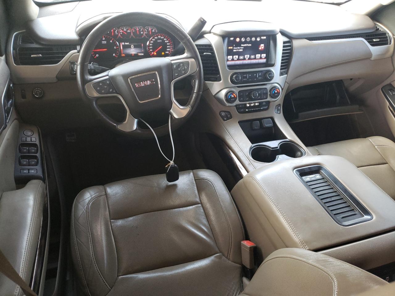 2016 GMC Yukon - Image 8