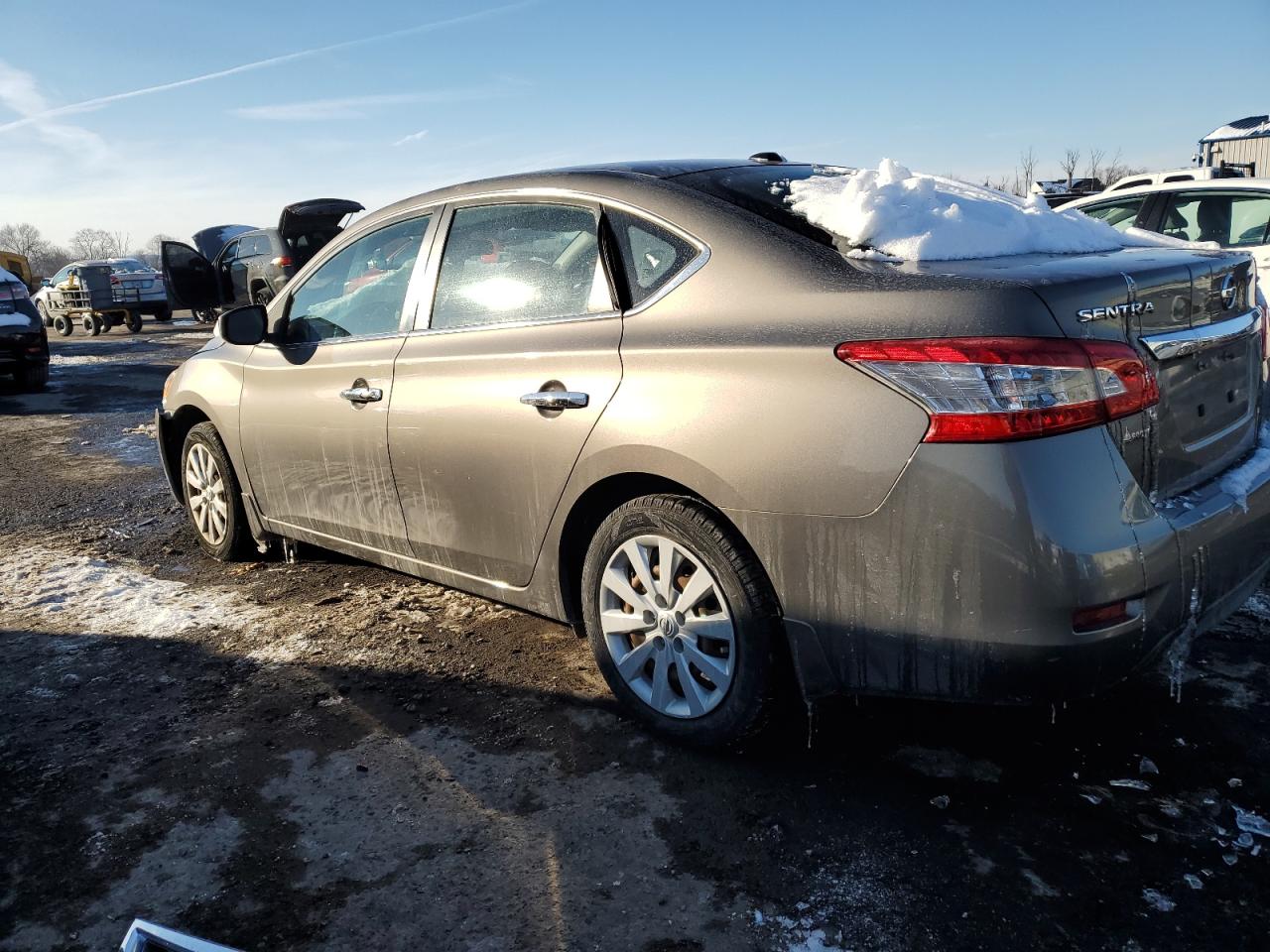 2015 Nissan Sentra - Image 2