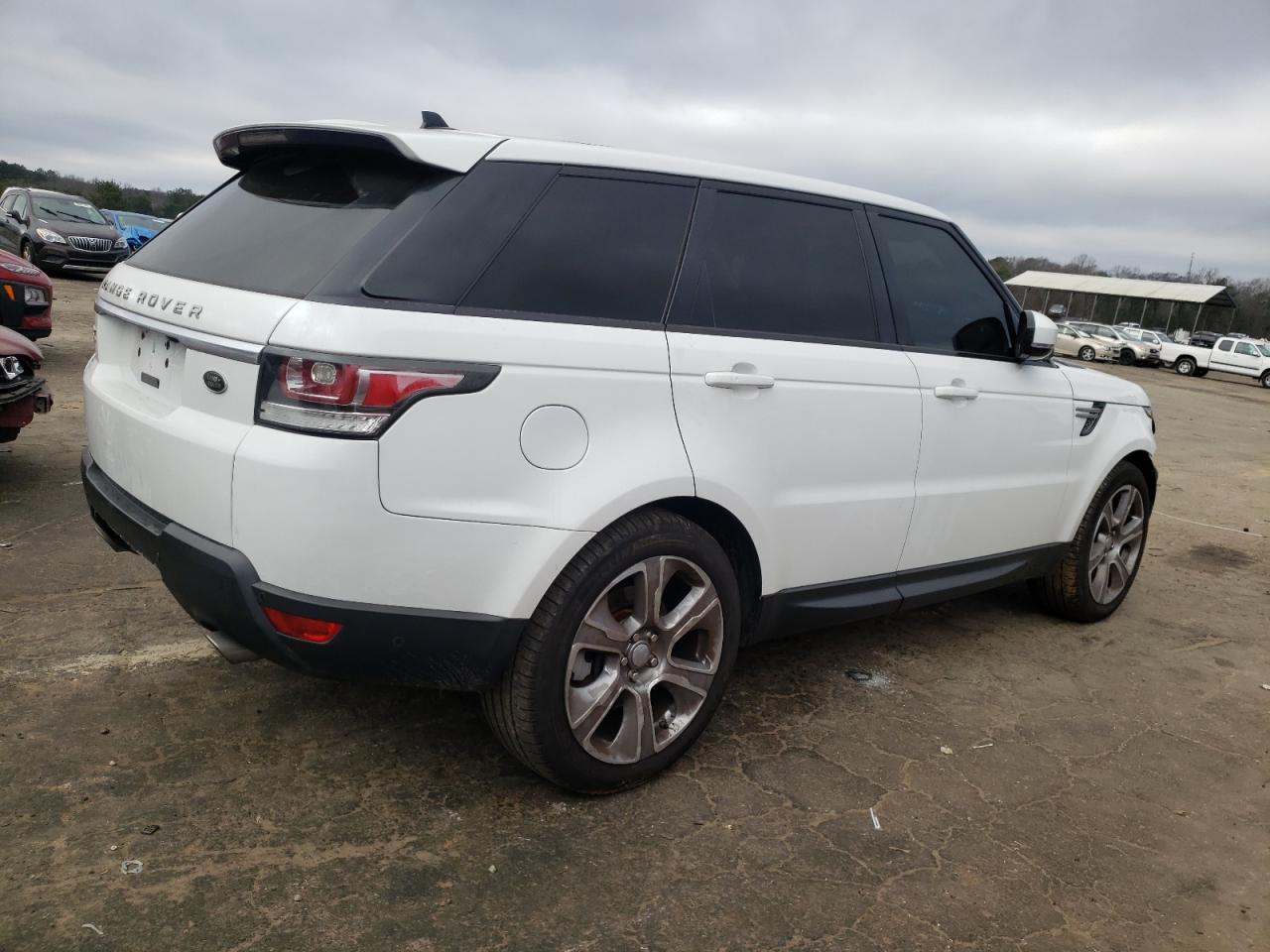 2015 Land Rover Range Rover - Image 3