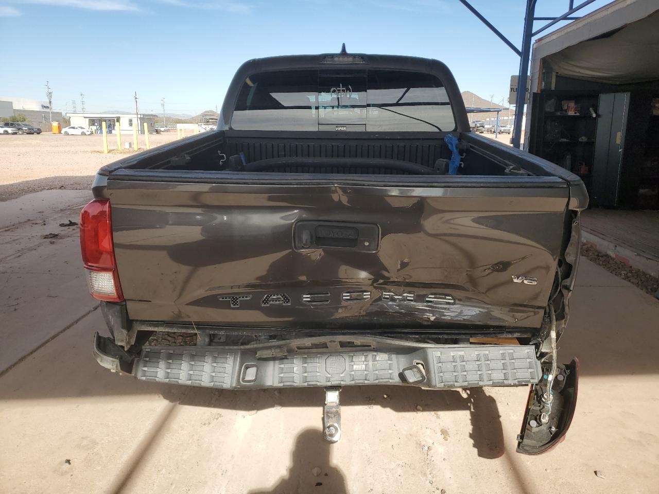 2017 Toyota Tacoma - Image 6