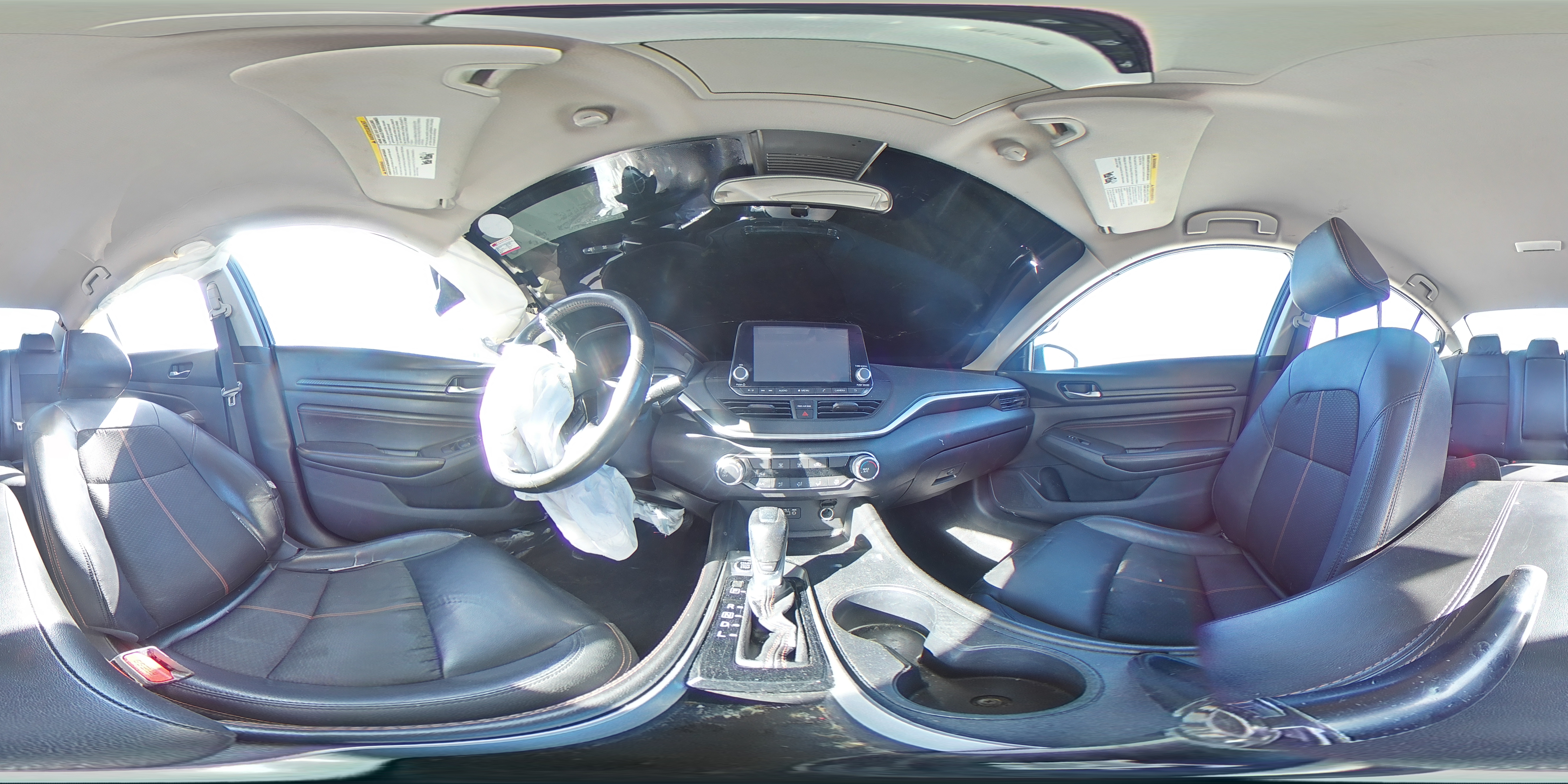 2021 Nissan Altima - Image 14