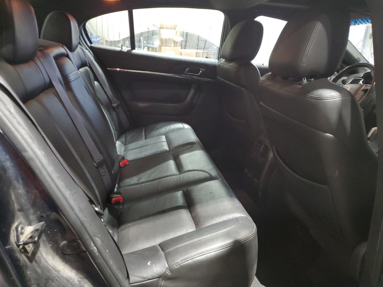 2009 Lincoln MKS - Image 10