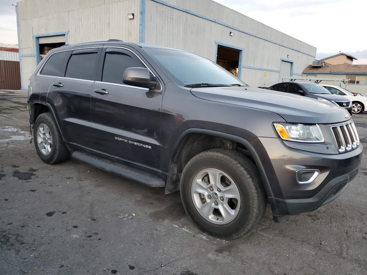 2015 Jeep Grand Cherokee - Image 4