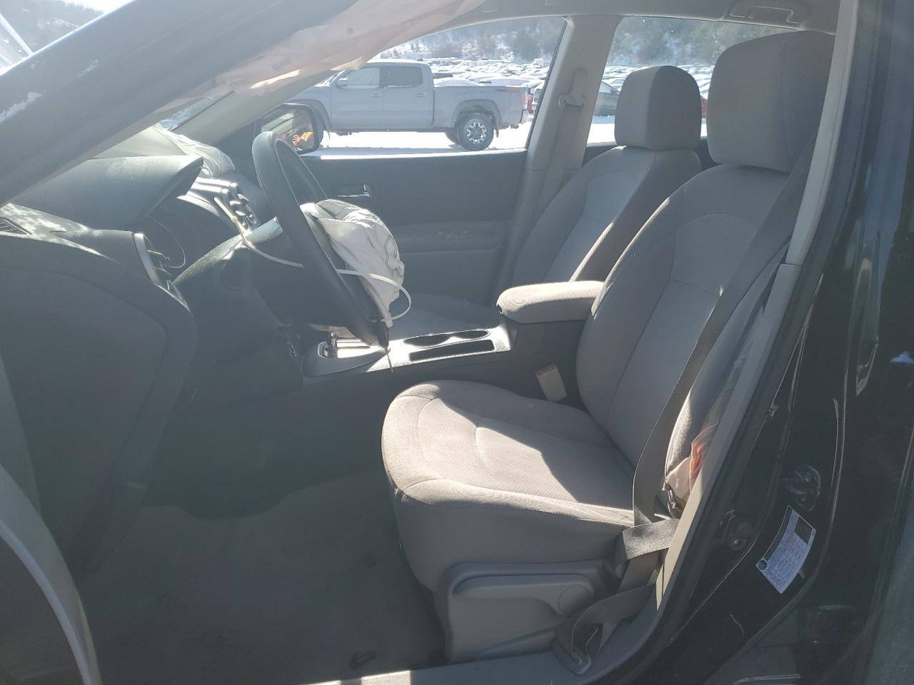 2011 Nissan Rogue - Image 7