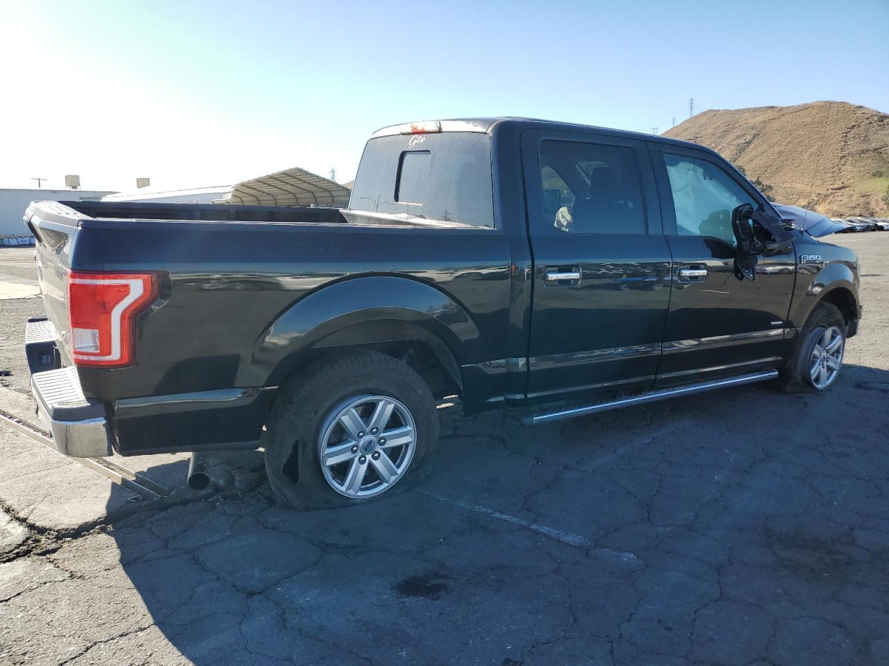2015 Ford F-150 - Image 3