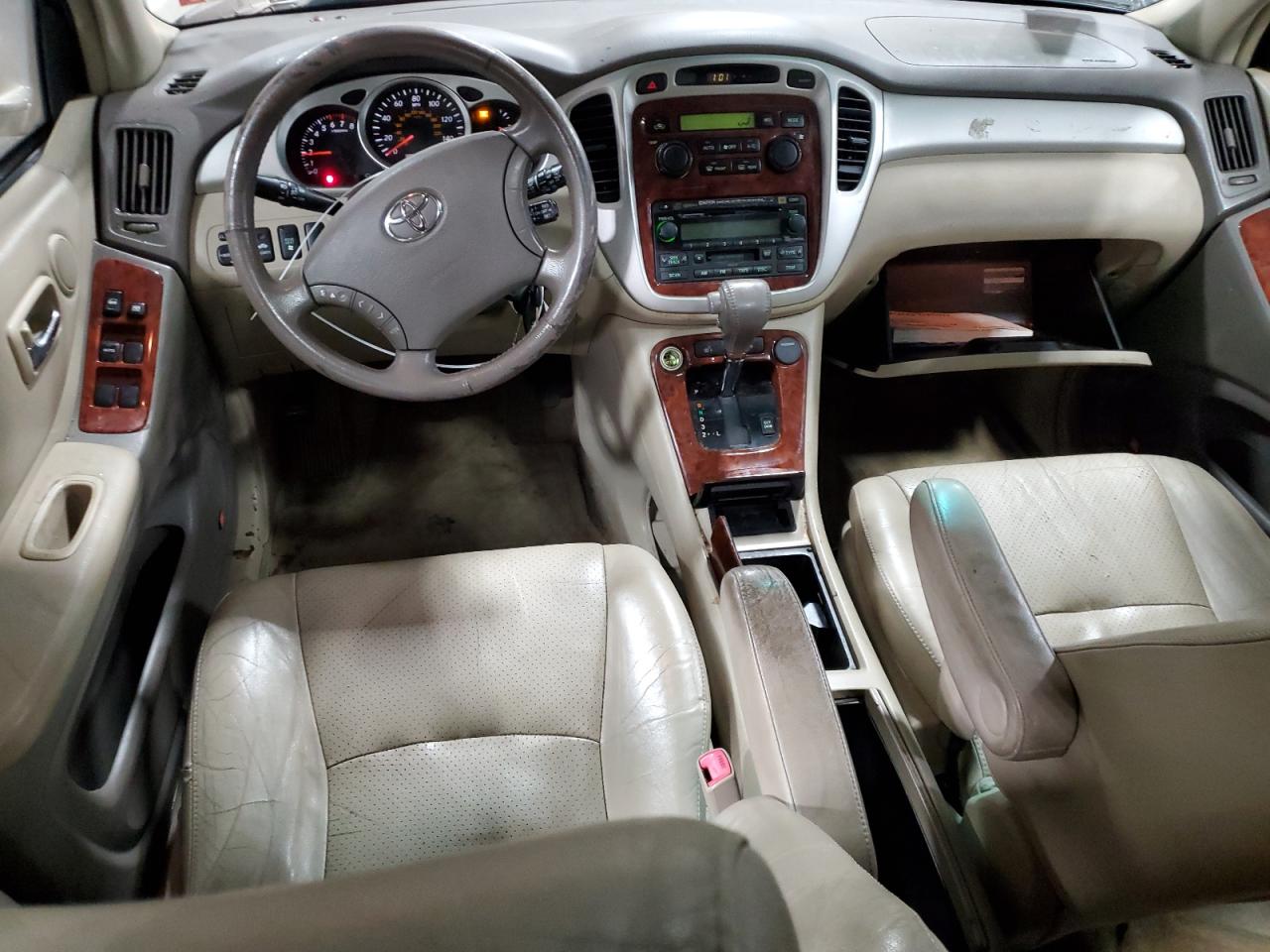 2005 Toyota Highlander - Image 8